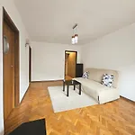 Sunny Apartment Near Rynek Square