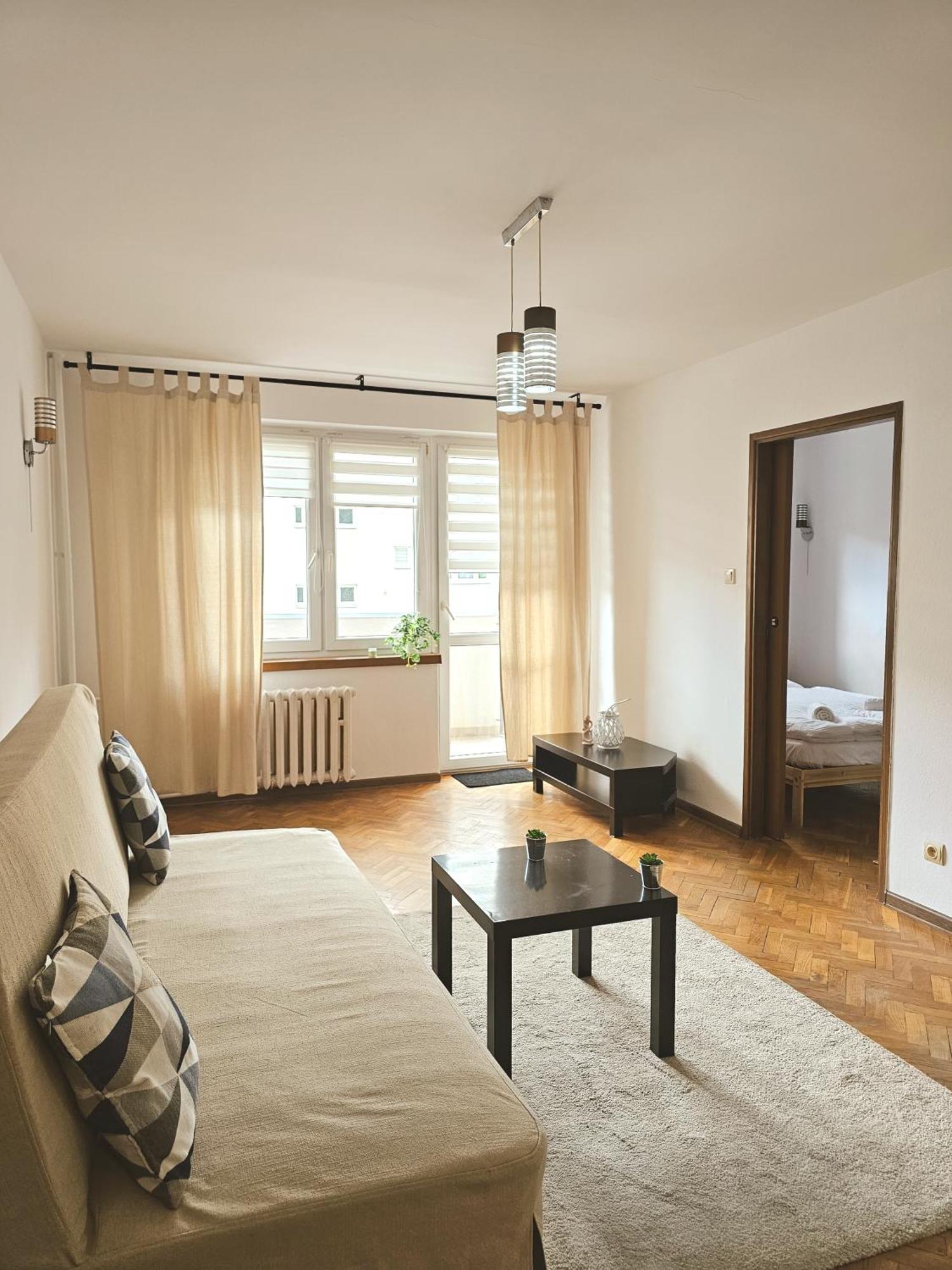 Sunny Near Rynek Square Apartament
